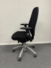 RH Logic 400 met 8E (zw) armleggers 76357