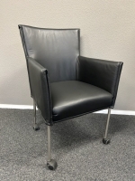 Verrijdbare vergaderstoel Milano (showroommodel)