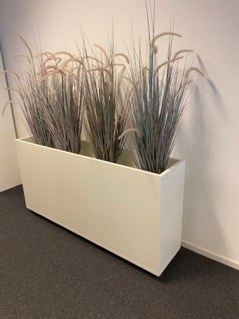 Verrijdbare plantenbak t.b.v. kunstplanten