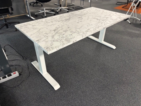 ACTIE! Elektrisch zit/sta bureau YF3 wit (type 2023/2024)