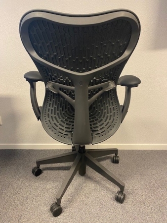 Herman Miller Mirra 2