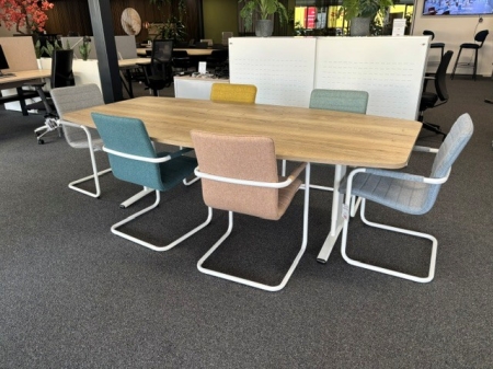 Vergaderstoel designstoel 08 (showroommodel)