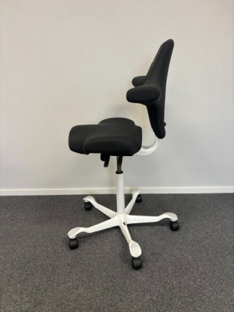 HAG Capisco 8106 (gebruikt)