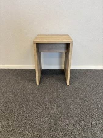 Nachtkastje / bijzettafeltje 40x40x53,5cm