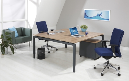 Bureau- vergadertafel Q-bic 160x160cm